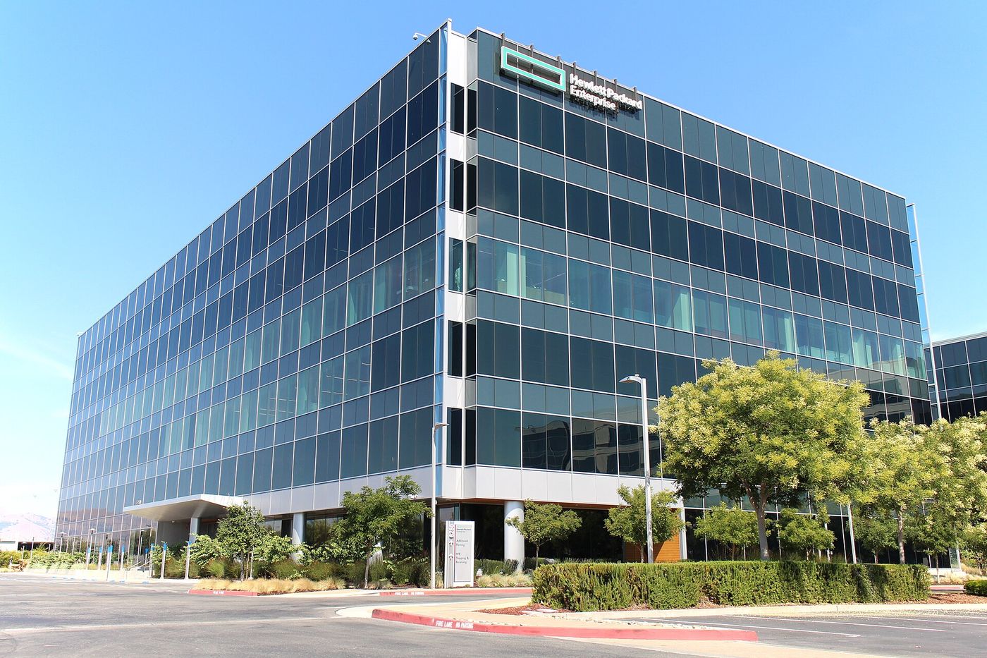 HPE Unveils First Four ProLiant Gen13 Servers Built on AMD's 'Venice' EPYC Chips